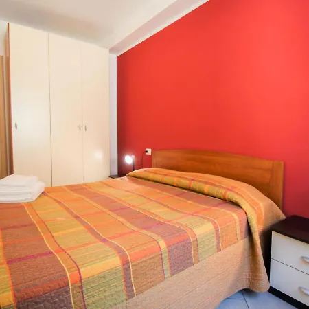 Locazione Turistica Azalee-4 *